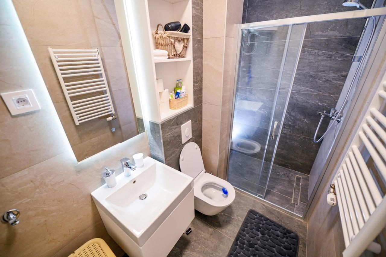 Apartman City Charm Banja Luka Buitenkant foto