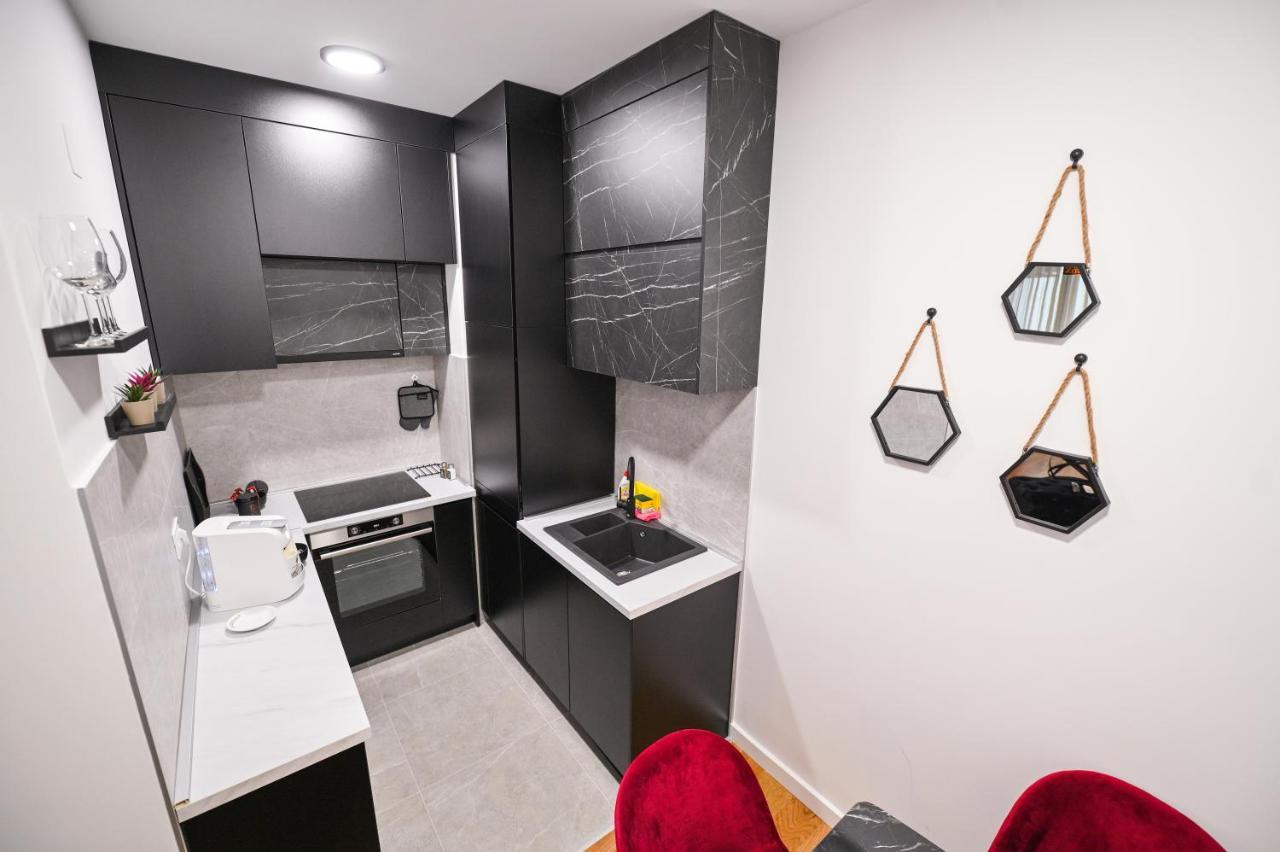 Apartman City Charm Banja Luka Buitenkant foto