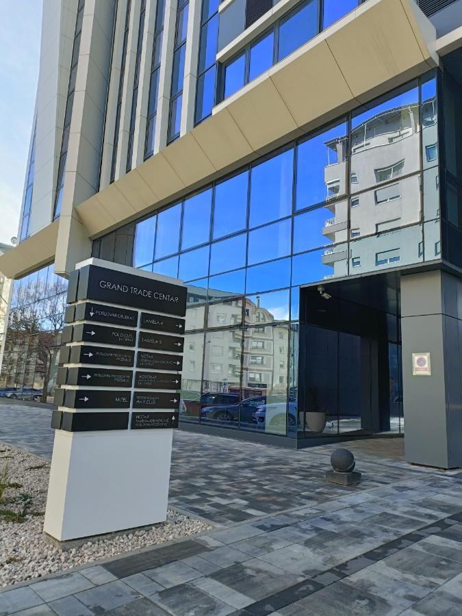 Apartman City Charm Banja Luka Buitenkant foto