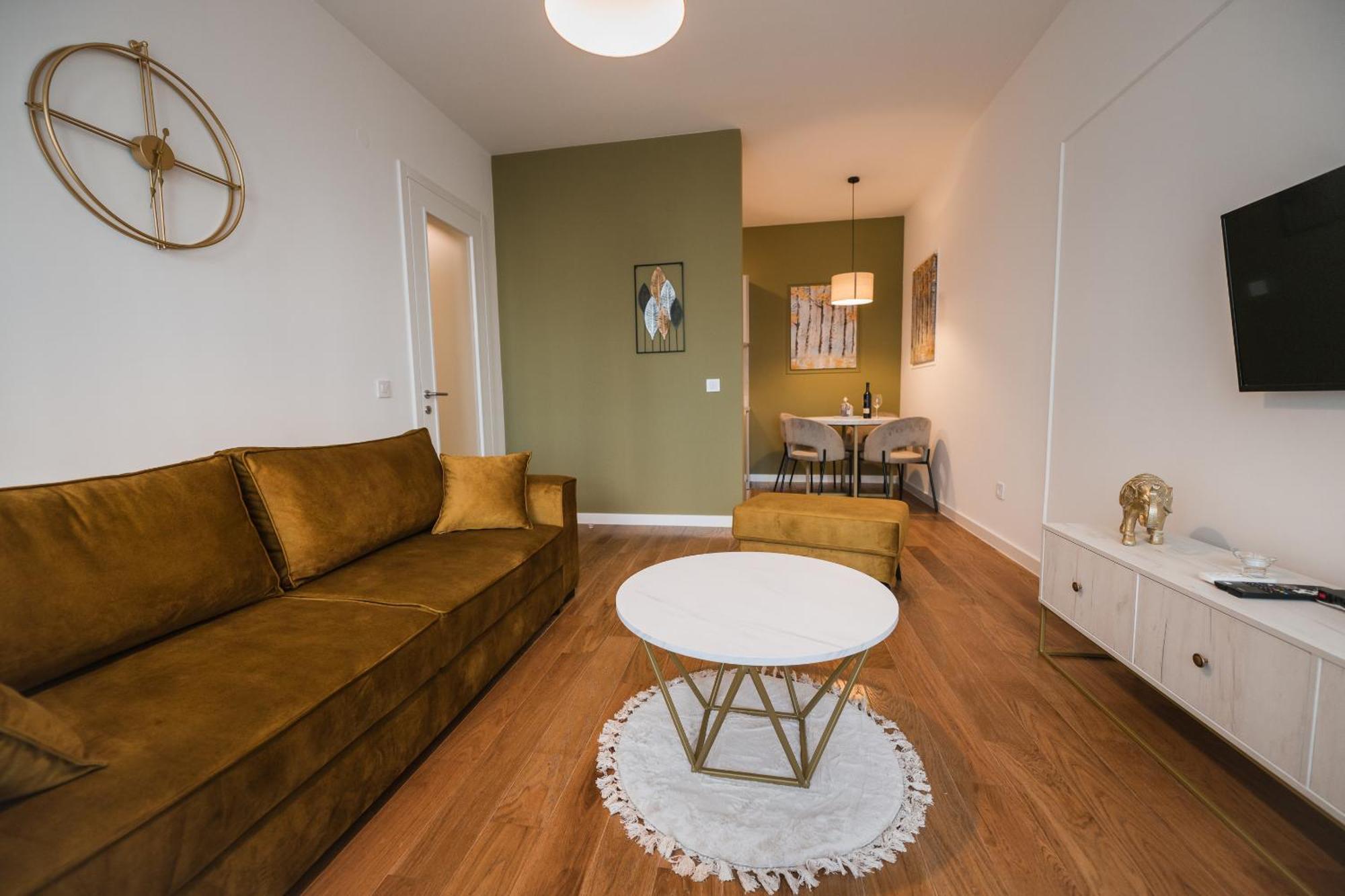 Apartman City Charm Banja Luka Buitenkant foto