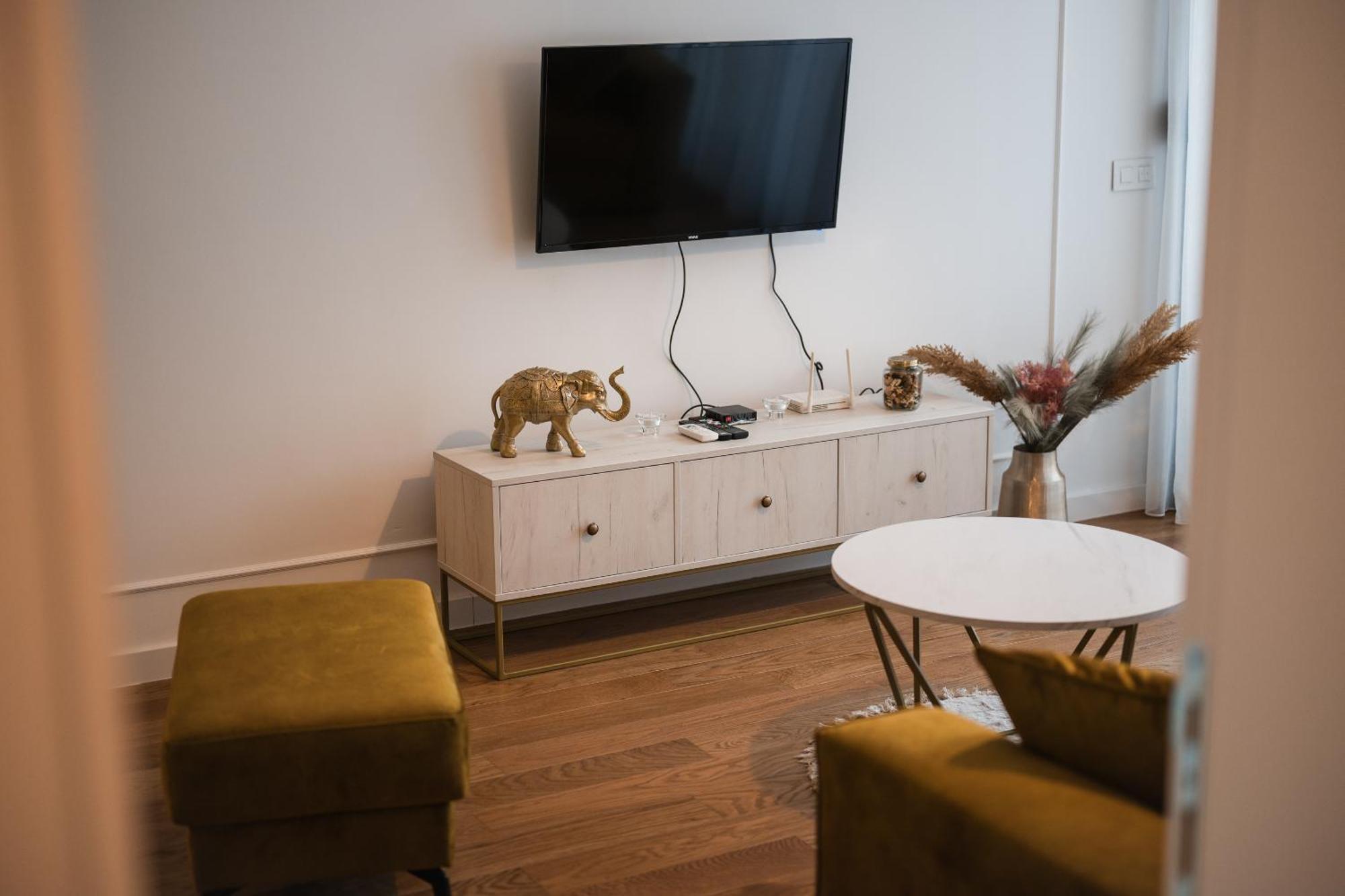 Apartman City Charm Banja Luka Buitenkant foto